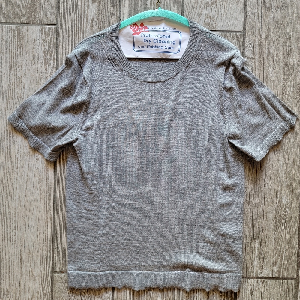 Banana Republic Short Sleeve Sweater Top